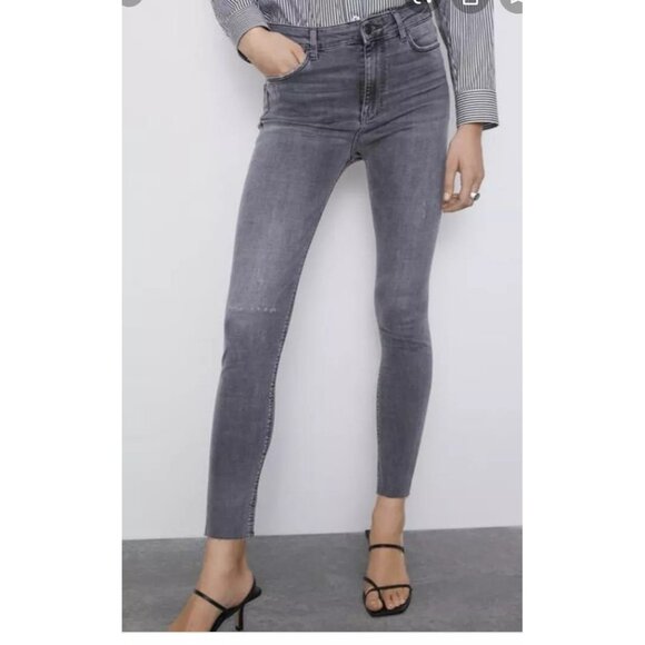 Zara Womens Jeans The High Waist Skinny Denim Distressed in Lead Grey Size USA 4 - Picture 1 of 12